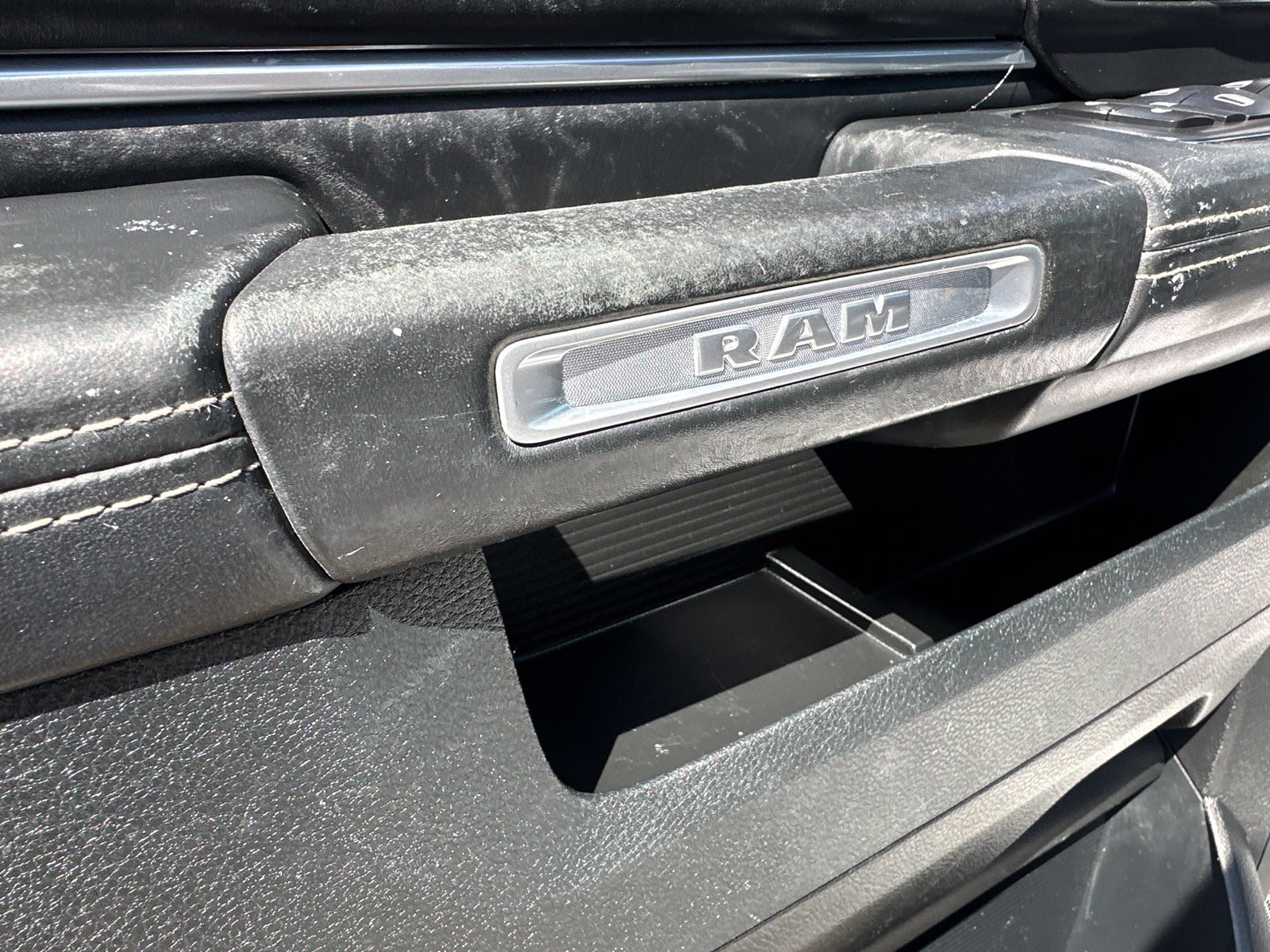 Used 2017 RAM 1500 Limited AWD/4WD image 22