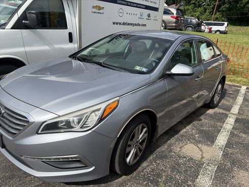Used 2015 Hyundai Sonata SE FWD image 3