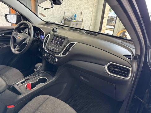 Used 2022 Chevrolet Equinox LT AWD/4WD image 48