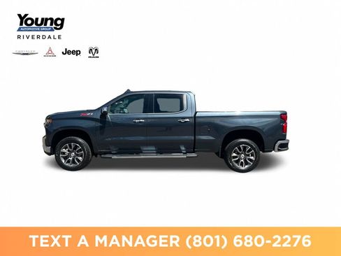 Used 2019 Chevrolet Silverado 1500 LTZ w/ Z71 Off-Road Package AWD/4WD image 2