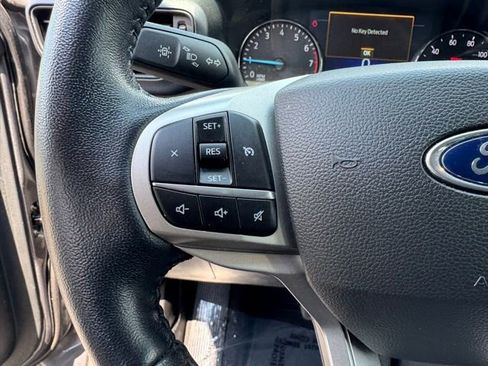 Used 2022 Ford Explorer XLT RWD image 21