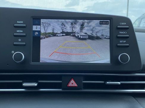 New 2026 Hyundai Elantra SE FWD image 15