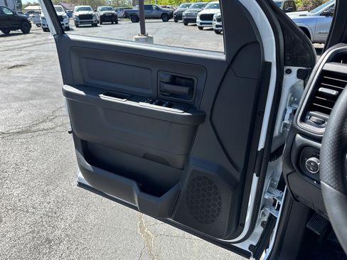 New 2025 RAM 2500 Tradesman w/ Chrome Appearance Group image 16