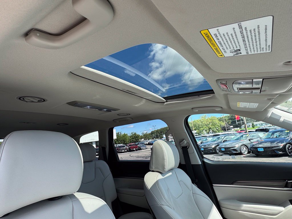 Used 2024 Kia Telluride S w/ S Sunroof Package AWD/4WD image 34