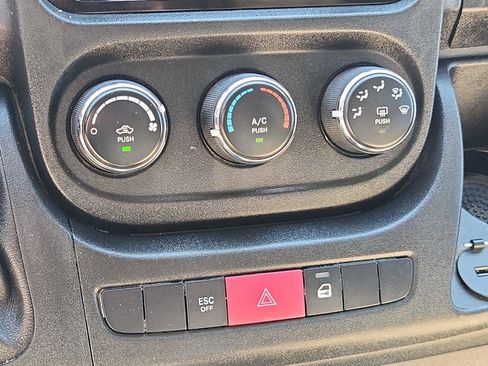 Used 2019 RAM ProMaster 3500 FWD image 24