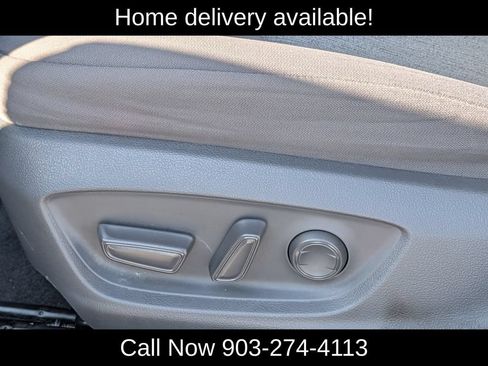 Used 2019 Toyota Camry LE FWD image 25