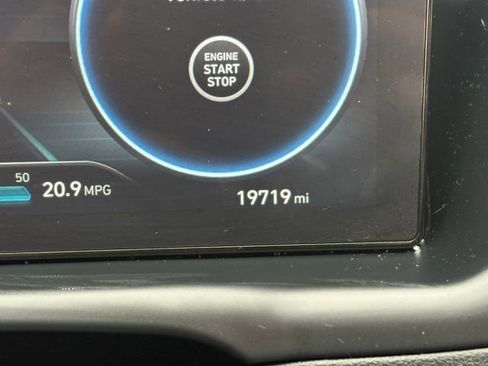 Used 2024 Hyundai Santa Cruz Night image 11