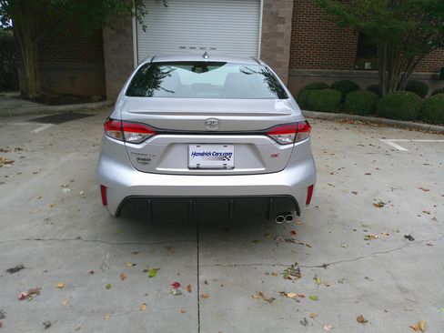 Used 2025 Toyota Corolla SE image 11