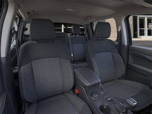 New 2025 Ford Ranger XLT w/ FX4 Off-Road Package image 32
