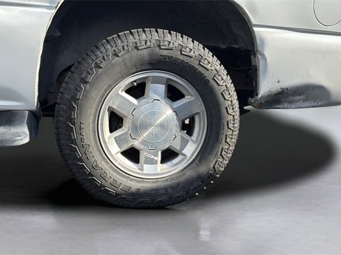 Used 2004 GMC Yukon XL SLT w/ Preferred Equipment Group image 21