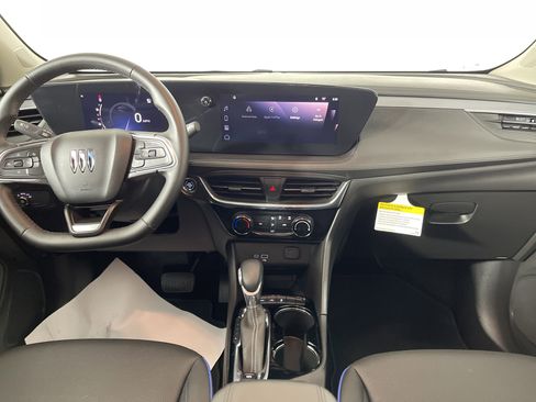 Used 2025 Buick Encore GX Sport Touring image 13
