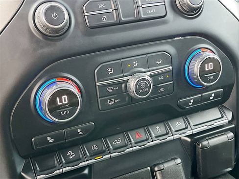 Used 2021 Chevrolet Silverado 1500 LT Trail Boss w/ Convenience Package II image 15