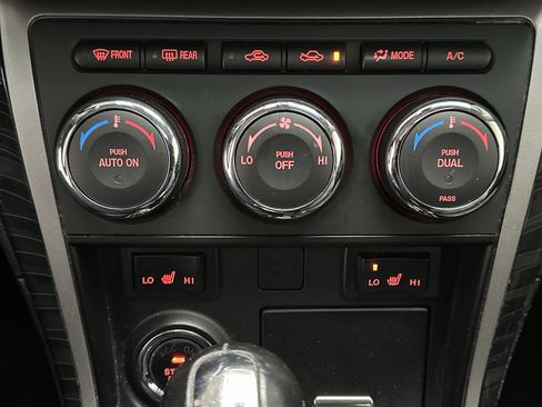 Used 2009 MAZDA MAZDA6 i Grand Touring w/ Moonroof & Bose Pkg image 33