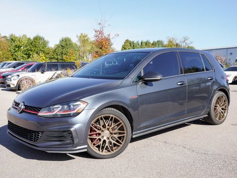 Used 2020 Volkswagen GTI SE image 2