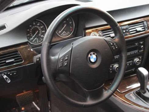 Used 2009 BMW 328i Sedan image 12