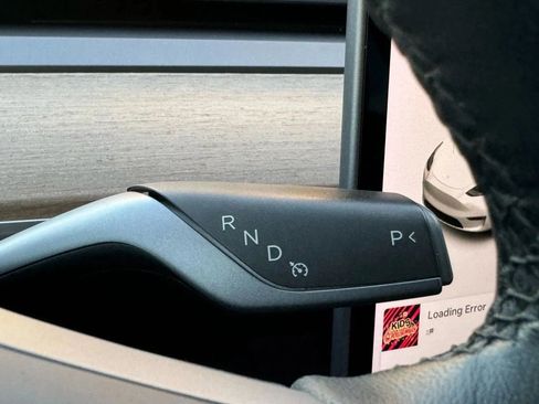 Used 2023 Tesla Model Y Long Range image 33