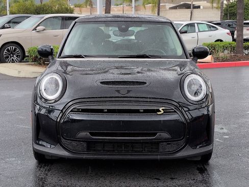 Used 2024 MINI Cooper SE image 3