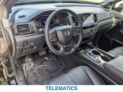 Certified 2025 Honda Passport TrailSport image 14