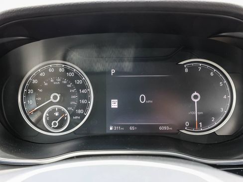 Used 2026 Genesis G70 2.5T Prestige RWD image 27