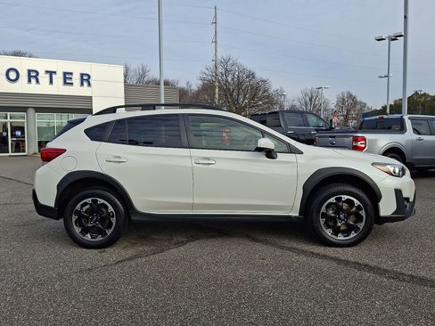 Used 2023 Subaru Crosstrek 2.0i Premium image 12