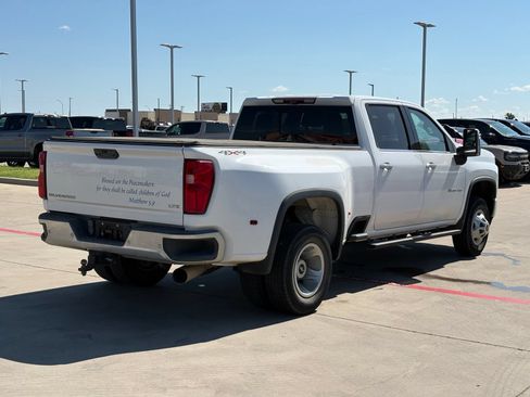 Used 2021 Chevrolet Silverado 3500 LTZ w/ LTZ Convenience Package AWD/4WD image 7