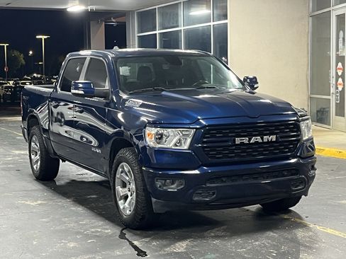 Used 2022 RAM 1500 Big Horn AWD/4WD image 3
