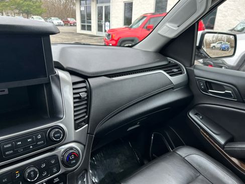 Used 2016 Chevrolet Suburban LT w/ Luxury Package image 20