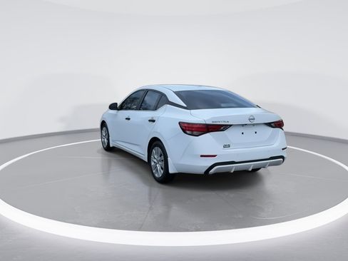 Used 2024 Nissan Sentra S image 5