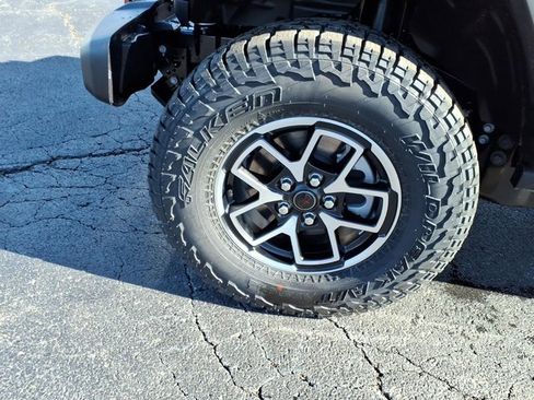 New 2026 Jeep Gladiator Rubicon image 6