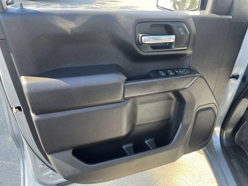 Used 2023 Chevrolet Silverado 1500 Custom AWD/4WD image 20