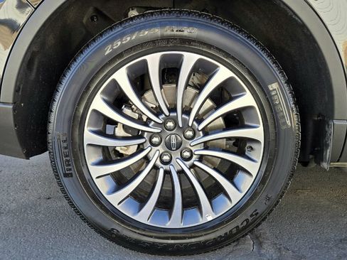 Used 2024 Lincoln Aviator Reserve image 17