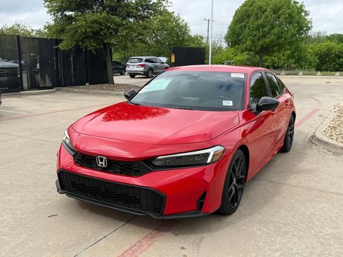 Used 2025 Honda Civic Sport image 1
