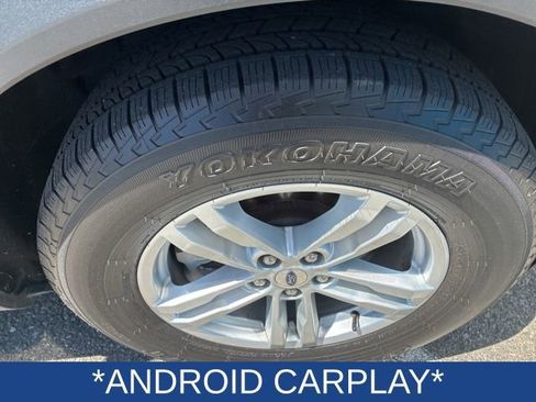 Used 2023 Ford Explorer XLT w/ Equipment Group 202A image 6