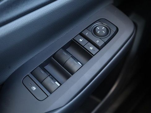 New 2026 Toyota Prius LE image 17