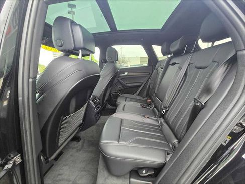 Used 2025 Audi Q5 e Premium Plus AWD/4WD image 15