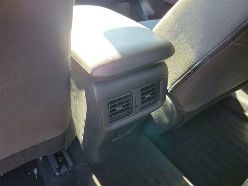 Used 2025 Toyota RAV4 LE image 11