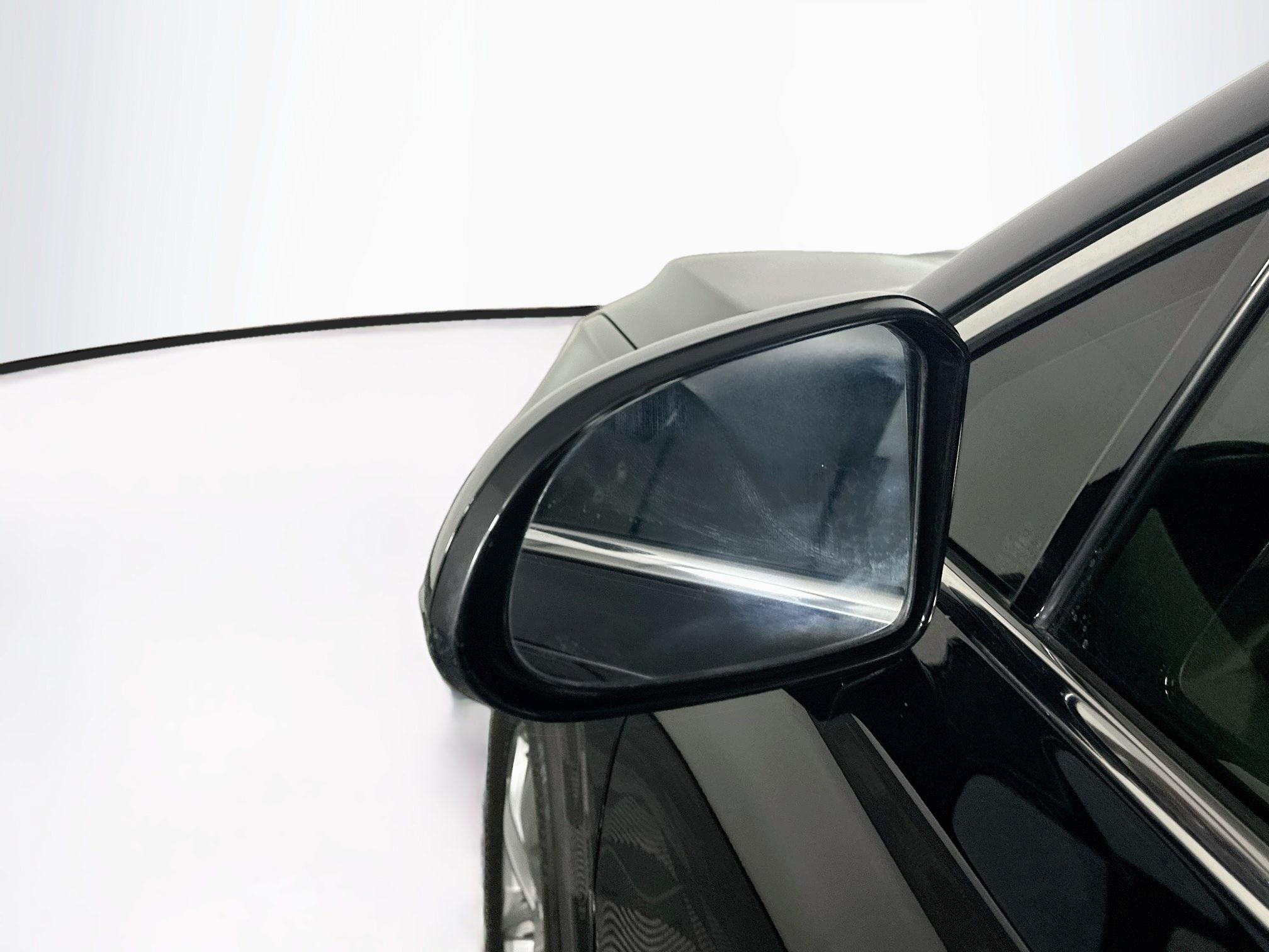 Used 2019 Hyundai Santa Fe SEL FWD image 16