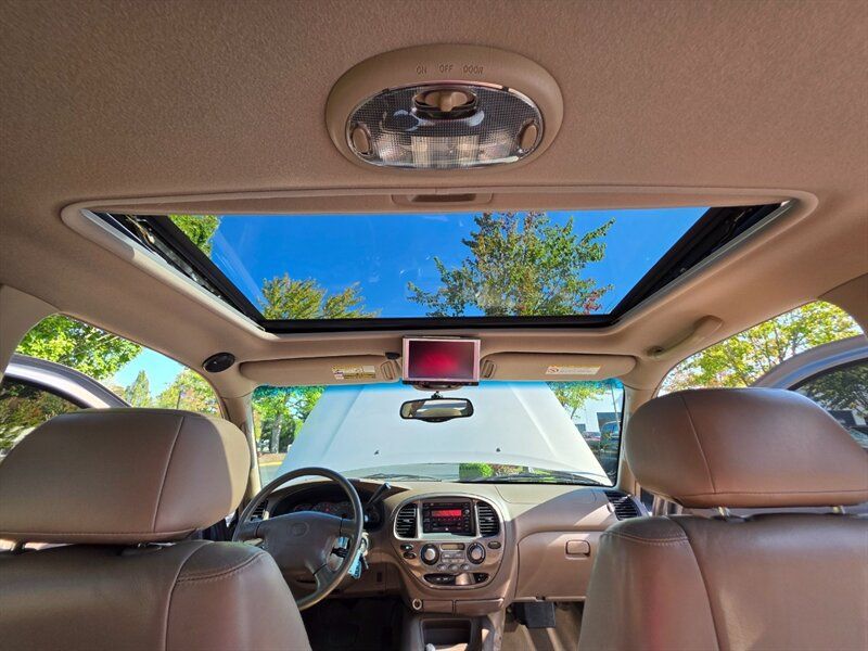 Used 2002 Toyota Sequoia Limited AWD/4WD image 18