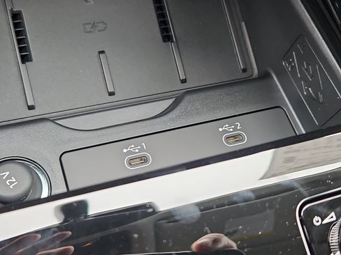New 2026 Audi Q3 quattro 2.0T AWD/4WD image 12