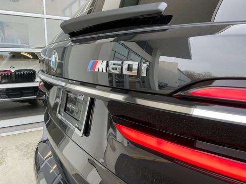 Certified 2025 BMW X7 M60i w/ Executive Package image 14