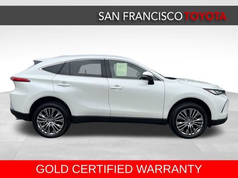 Certified 2022 Toyota Venza Limited AWD/4WD image 6