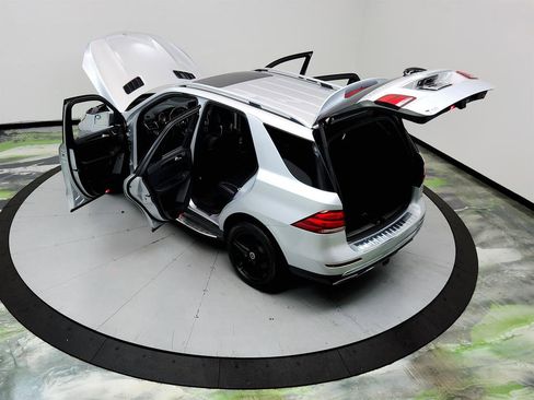 Used 2017 Mercedes-Benz GLE 350 image 41