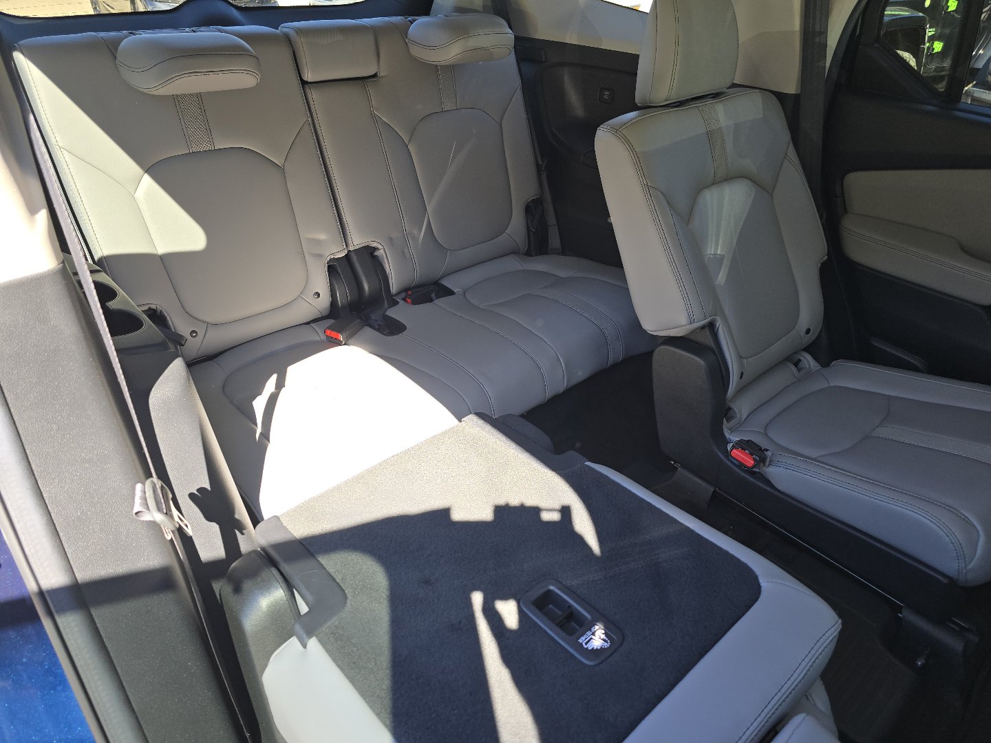 Used 2025 Honda Pilot EX-L image 22