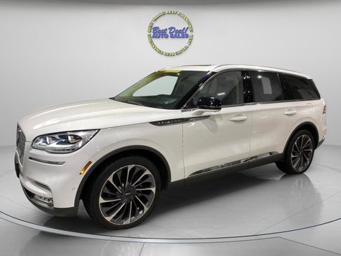 Used 2020 Lincoln Aviator Reserve w/ Equipment Group 202A AWD/4WD image 1