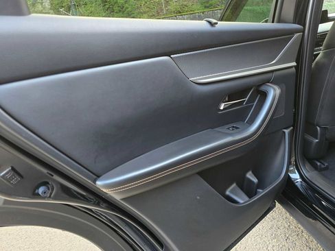 Used 2025 MAZDA CX-70 3.3 Turbo w/ Preferred Package image 15