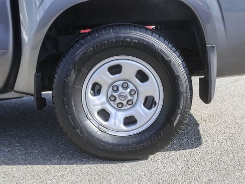 Used 2022 Nissan Frontier S w/ Technology Package RWD image 10