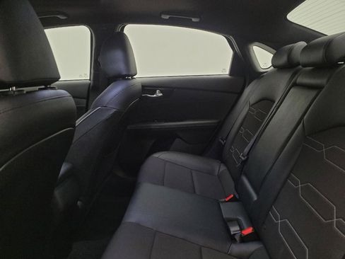 Used 2024 Kia Forte GT-Line w/ GT-Line Premium Package image 18