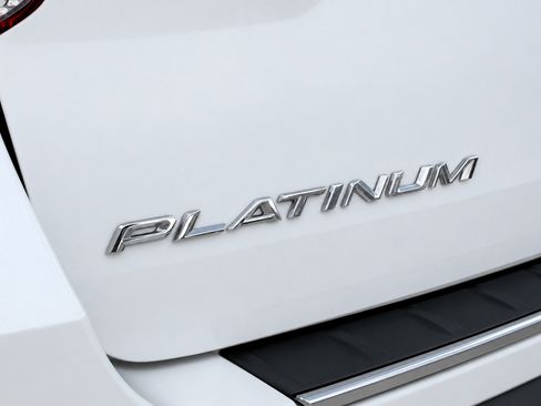 Used 2020 Ford Explorer Platinum AWD/4WD image 13