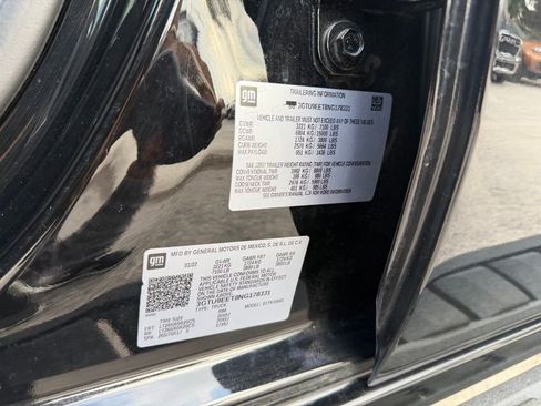 Used 2022 GMC Sierra 1500 AT4 w/ AT4 Premium Package AWD/4WD image 18