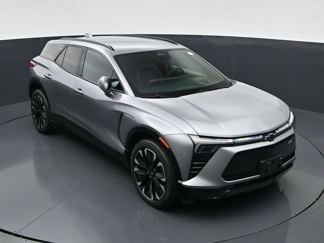 Used 2024 Chevrolet Blazer EV RS AWD/4WD image 40